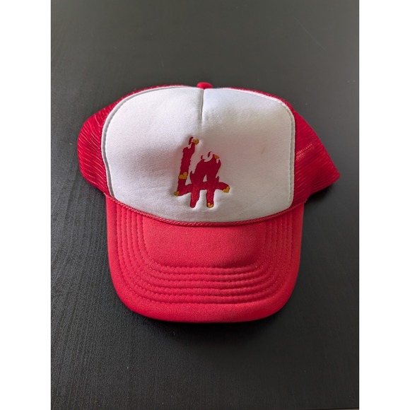 Vintage Lost Love LA Flaming Hearts Logo Snapback Trucker Hat OSFM Nissun Red